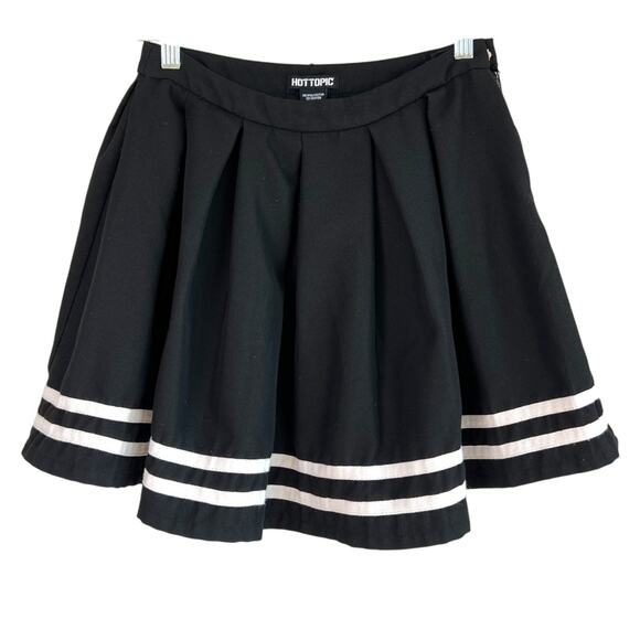 Hot Topic Womens Pleated Cheer Skirt Black White Size Small Goth Halloween - Picture 1 of 6